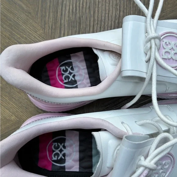 NWOT GFORE Gallivan2r Brogue Cap Toe Golf Shoes - Snow/Blush Size 7.5 - Picture 6 of 9